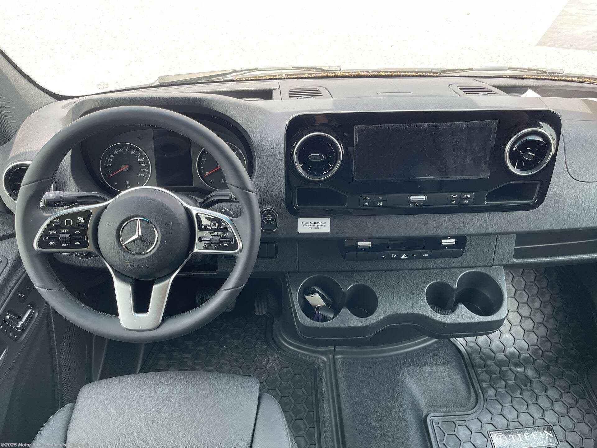 Contact us now about this 2025 Tiffin Wayfarer 25 RW! 2025 Wayfarer 25 RW by Tiffin from Motor Home Specialist Alabama in Montgomery, Alabama