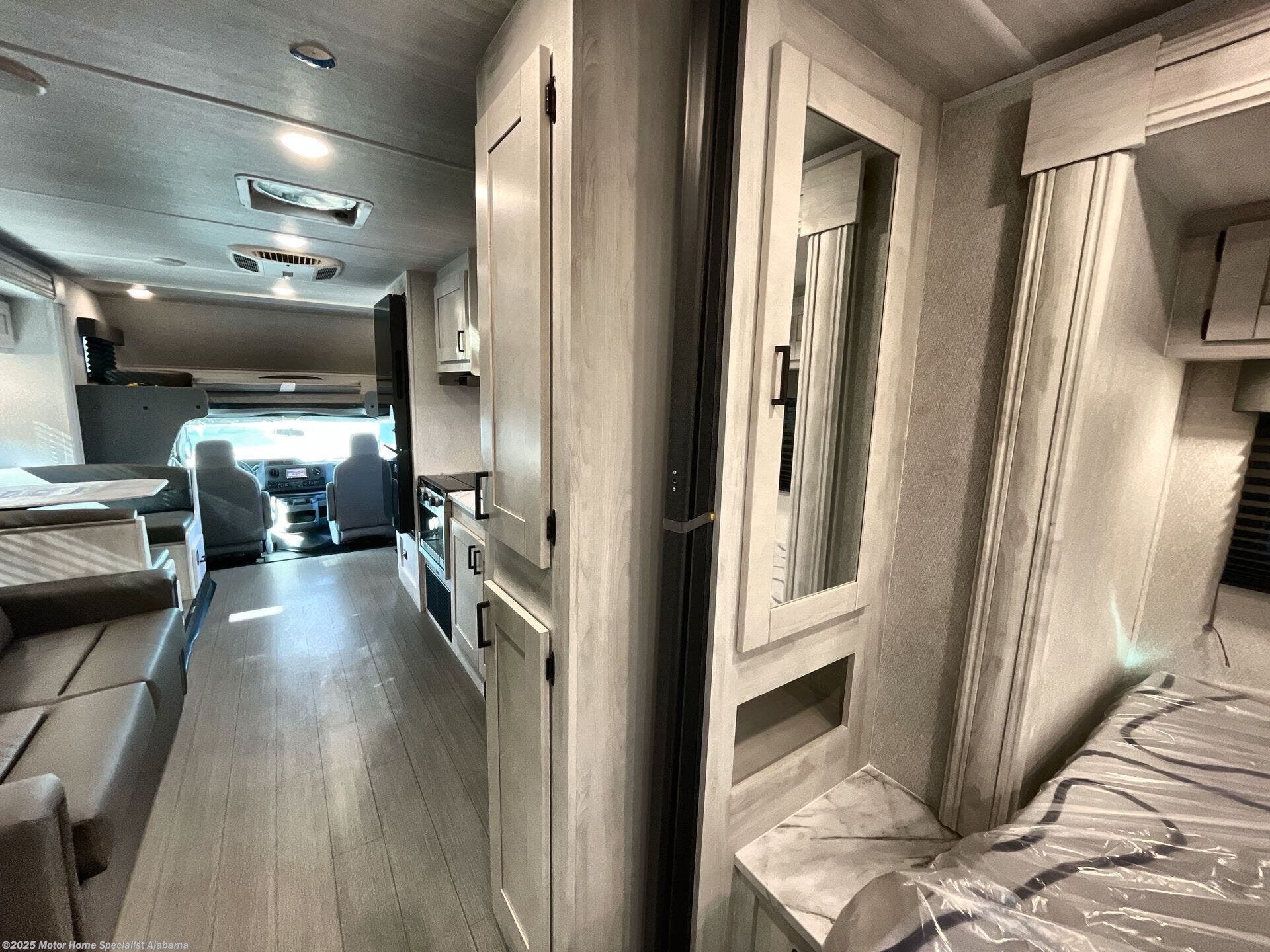 Contact us now about this 2025 East to West Entrada 2600DS! 2025 Entrada 2600DS by East to West from Motor Home Specialist Alabama in Montgomery, Alabama