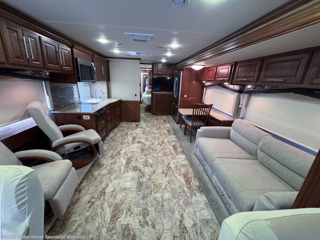 Contact us now about this 2015 Coachmen Sportscoach Pathfinder Elite 404RB! 2015 Sportscoach Pathfinder Elite 404RB by Coachmen from Motor Home Specialist Alabama in Montgomery, Alabama