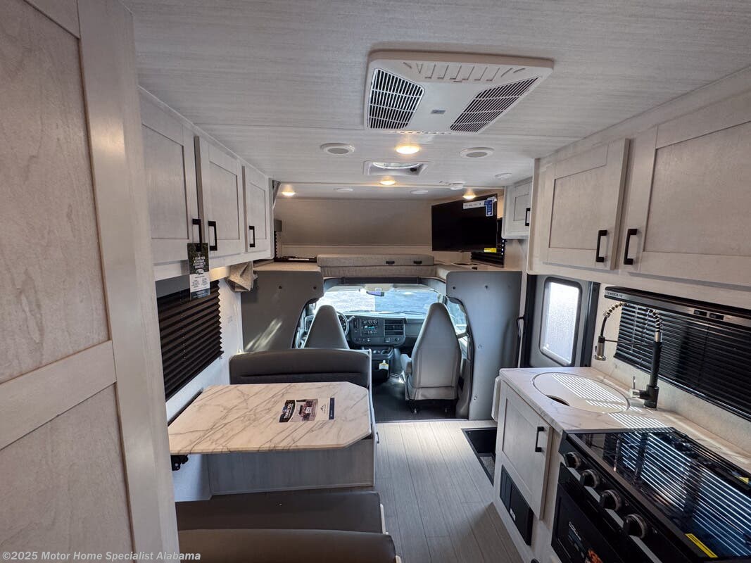 Call now about this 2026 East to West Entrada 210NS! 2026 East to West Entrada 210NS - New Class C For Sale by Motor Home Specialist Alabama in Montgomery, Alabama