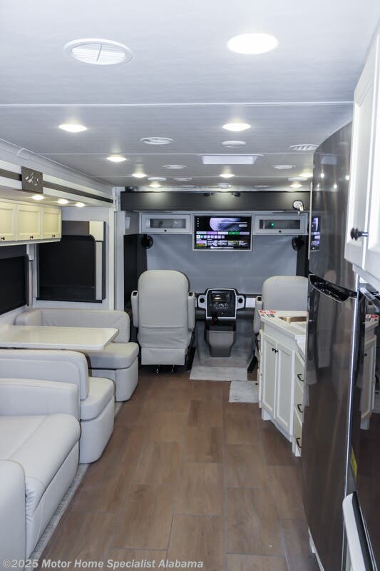 Call now about this 2026 Tiffin Open Road Allegro 32 SA! 2026 Tiffin Open Road Allegro 32 SA - New Class A For Sale by Motor Home Specialist Alabama in Montgomery, Alabama features Theater Seating