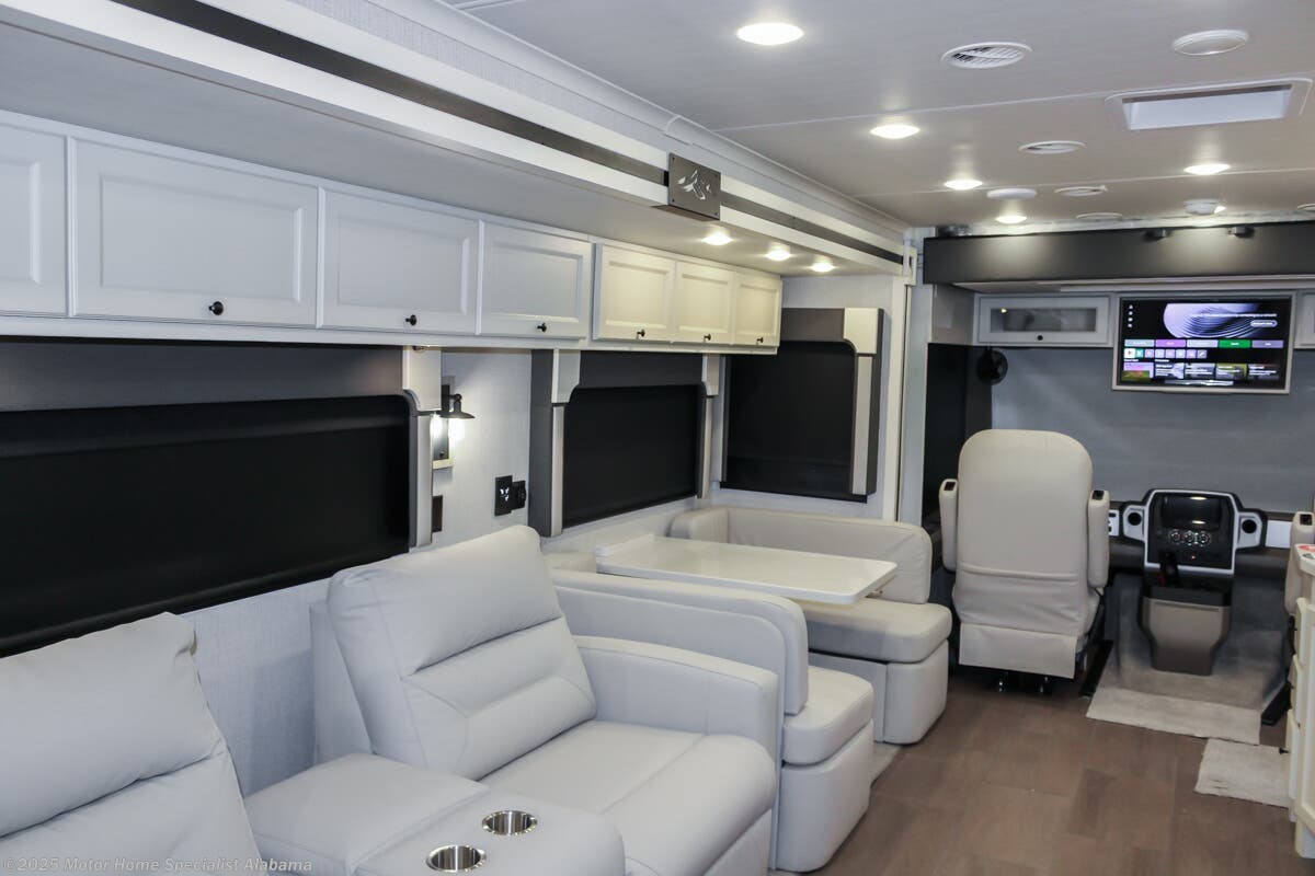 Contact us now about this 2026 Tiffin Open Road Allegro 32 SA! 2026 Open Road Allegro 32 SA by Tiffin from Motor Home Specialist Alabama in Montgomery, Alabama