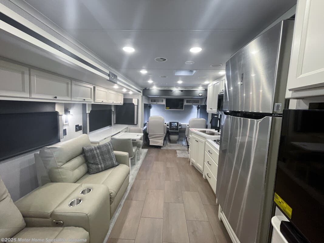 Call now about this 2026 Tiffin Open Road Allegro 32 SA! 2026 Tiffin Open Road Allegro 32 SA - New Class A For Sale by Motor Home Specialist Alabama in Montgomery, Alabama features Theater Seating