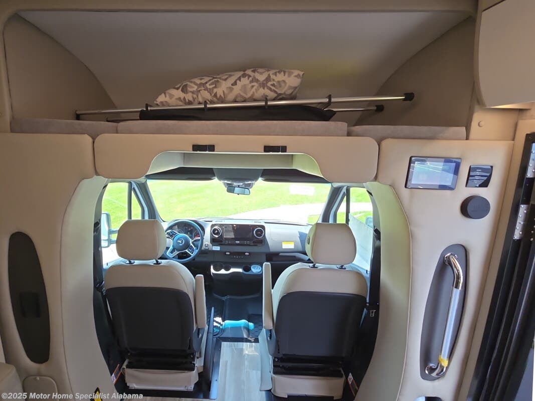 Call now about this 2025 Tiffin Wayfarer 25 XLW! 2025 Tiffin Wayfarer 25 XLW - New Class C For Sale by Motor Home Specialist Alabama in Montgomery, Alabama features Slideout, Theater Seating