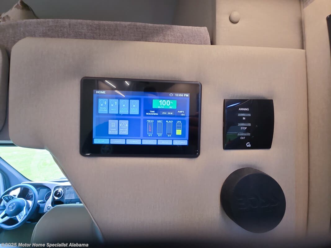 Contact us now about this 2025 Tiffin Wayfarer 25 XLW! 2025 Wayfarer 25 XLW by Tiffin from Motor Home Specialist Alabama in Montgomery, Alabama