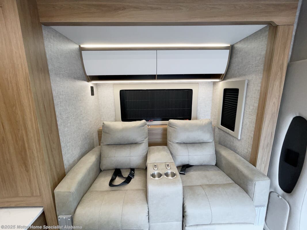 New 2026 Tiffin Wayfarer 25 XPW available in Montgomery, Alabama