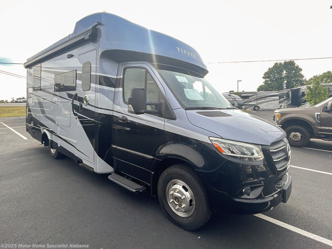 Email now about this 2026 Tiffin Wayfarer 25 XPW! New 2026 Tiffin Wayfarer 25 XPW available in Montgomery, Alabama