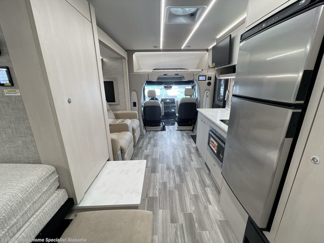 Call now about this 2026 Tiffin Wayfarer 25 XPW! 2026 Tiffin Wayfarer 25 XPW - New Class C For Sale by Motor Home Specialist Alabama in Montgomery, Alabama features Theater Seating, Slideout