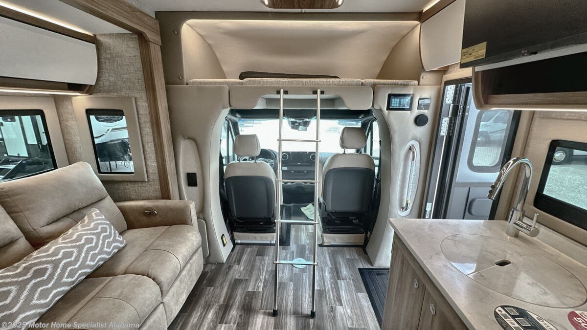 New 2026 Tiffin Wayfarer 25 XLW available in Montgomery, Alabama