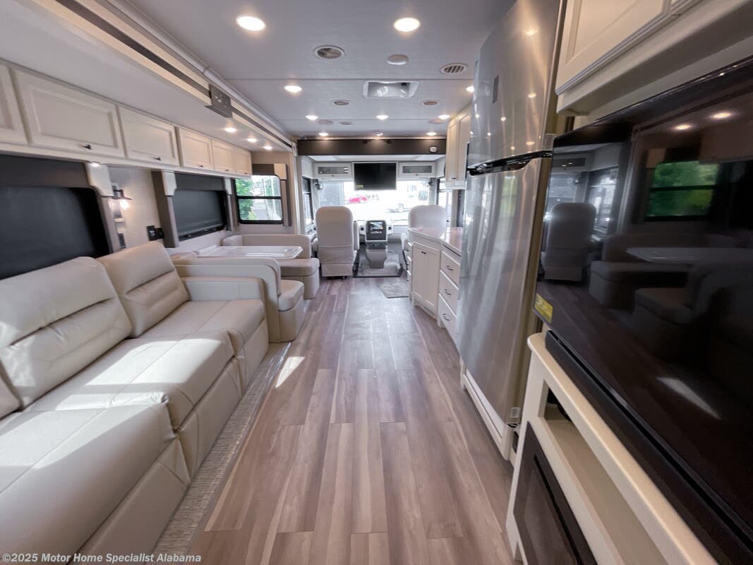 Call now about this 2026 Tiffin Open Road Allegro 32 SA! 2026 Tiffin Open Road Allegro 32 SA - New Class A For Sale by Motor Home Specialist Alabama in Montgomery, Alabama features Theater Seating