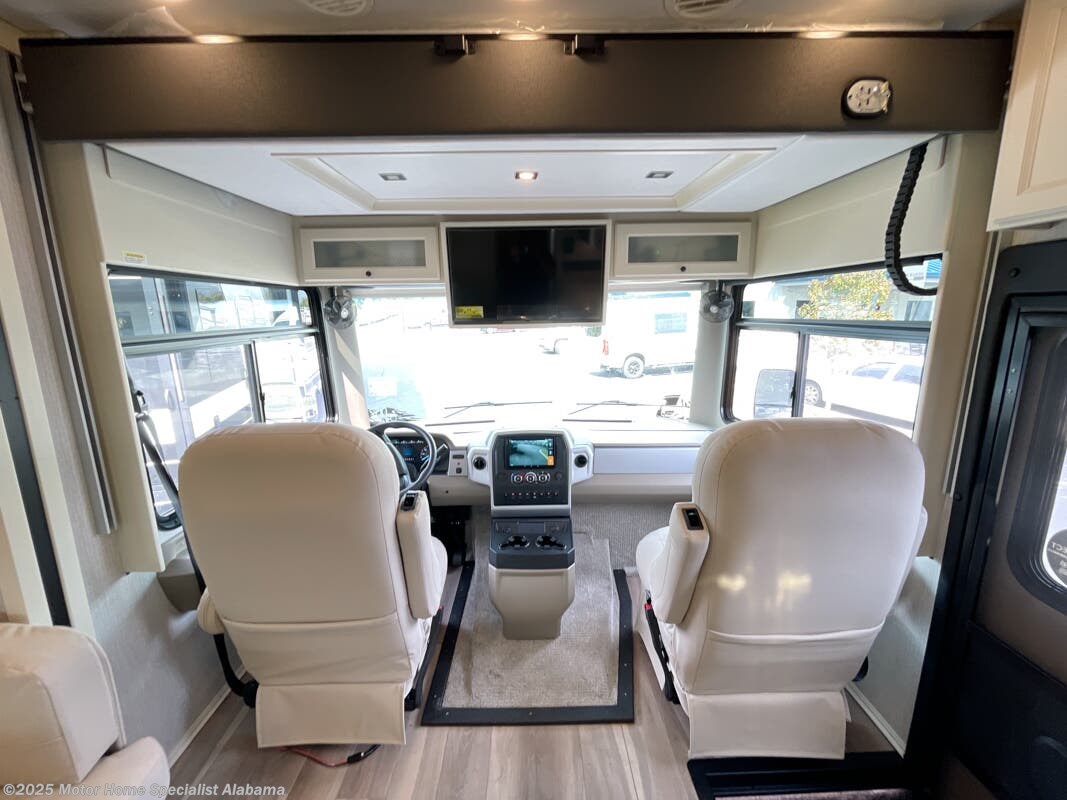 Contact us now about this 2026 Tiffin Open Road Allegro 32 SA! 2026 Open Road Allegro 32 SA by Tiffin from Motor Home Specialist Alabama in Montgomery, Alabama