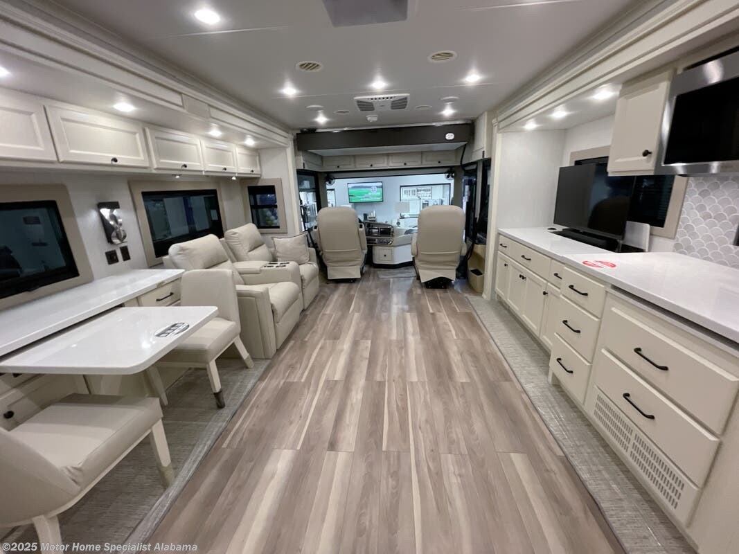 Contact us now about this 2026 Tiffin Byway 38 CL! 2026 Byway 38 CL by Tiffin from Motor Home Specialist Alabama in Montgomery, Alabama