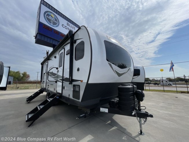 2023 Flagstaff Micro Lite 25FKBS by Forest River from Blue Compass RV Fort Worth in Fort Worth, Texas