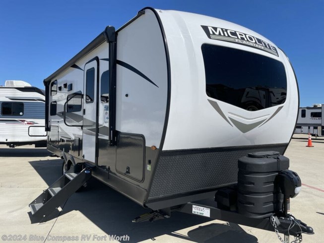 2024 Flagstaff Micro Lite 25BRDS by Forest River from Blue Compass RV Fort Worth in Fort Worth, Texas