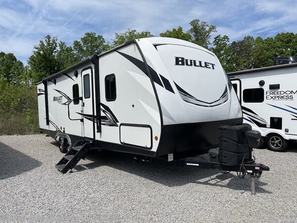 Email now about this 2021 Keystone Bullet 273BHS! Used 2021 Keystone Bullet 273BHS available in Ringgold, Virginia