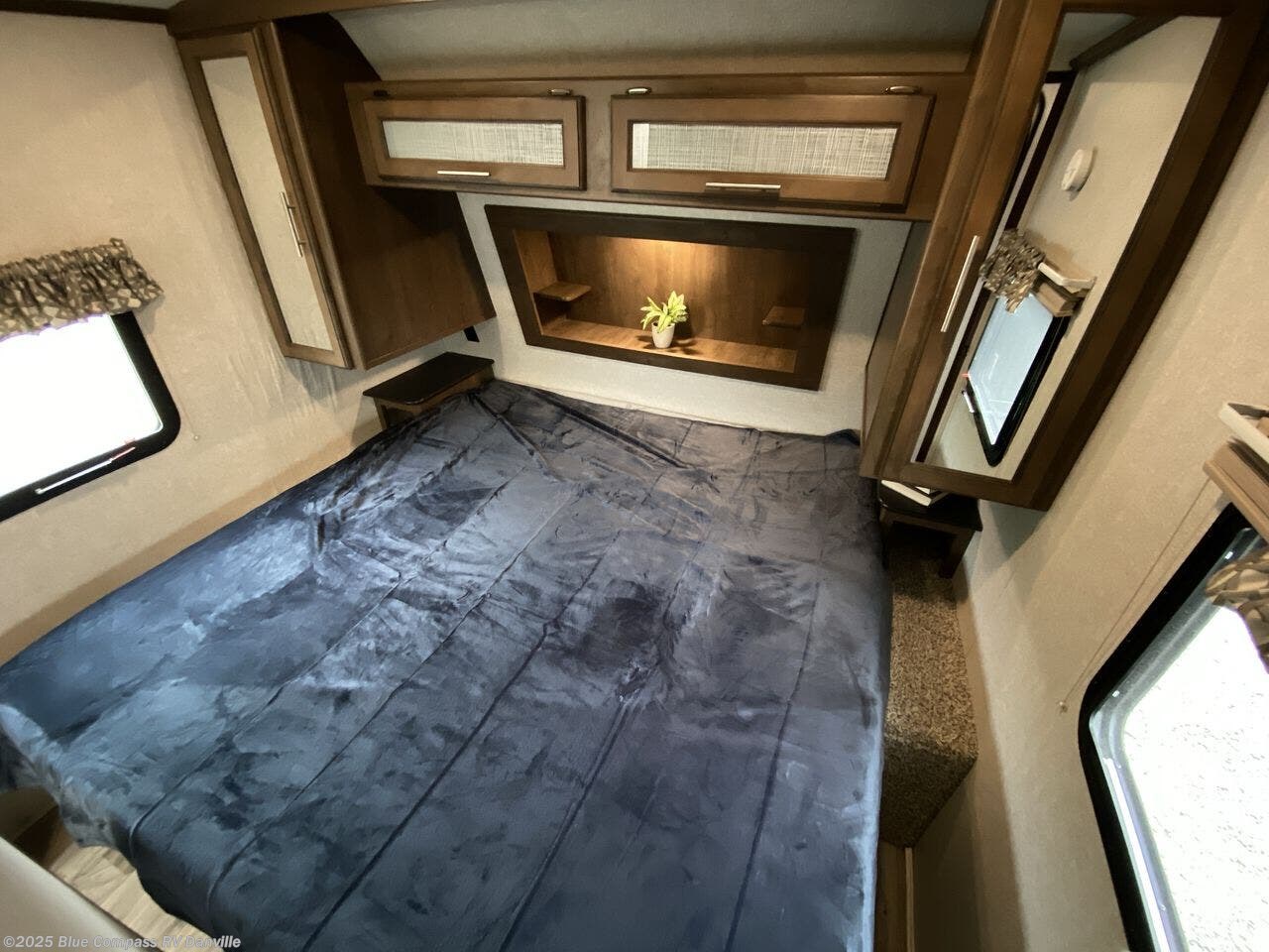 Contact us now about this 2018 Keystone Cougar Half-Ton 34TSB! 2018 Cougar Half-Ton 34TSB by Keystone from Blue Compass RV Danville in Ringgold, Virginia