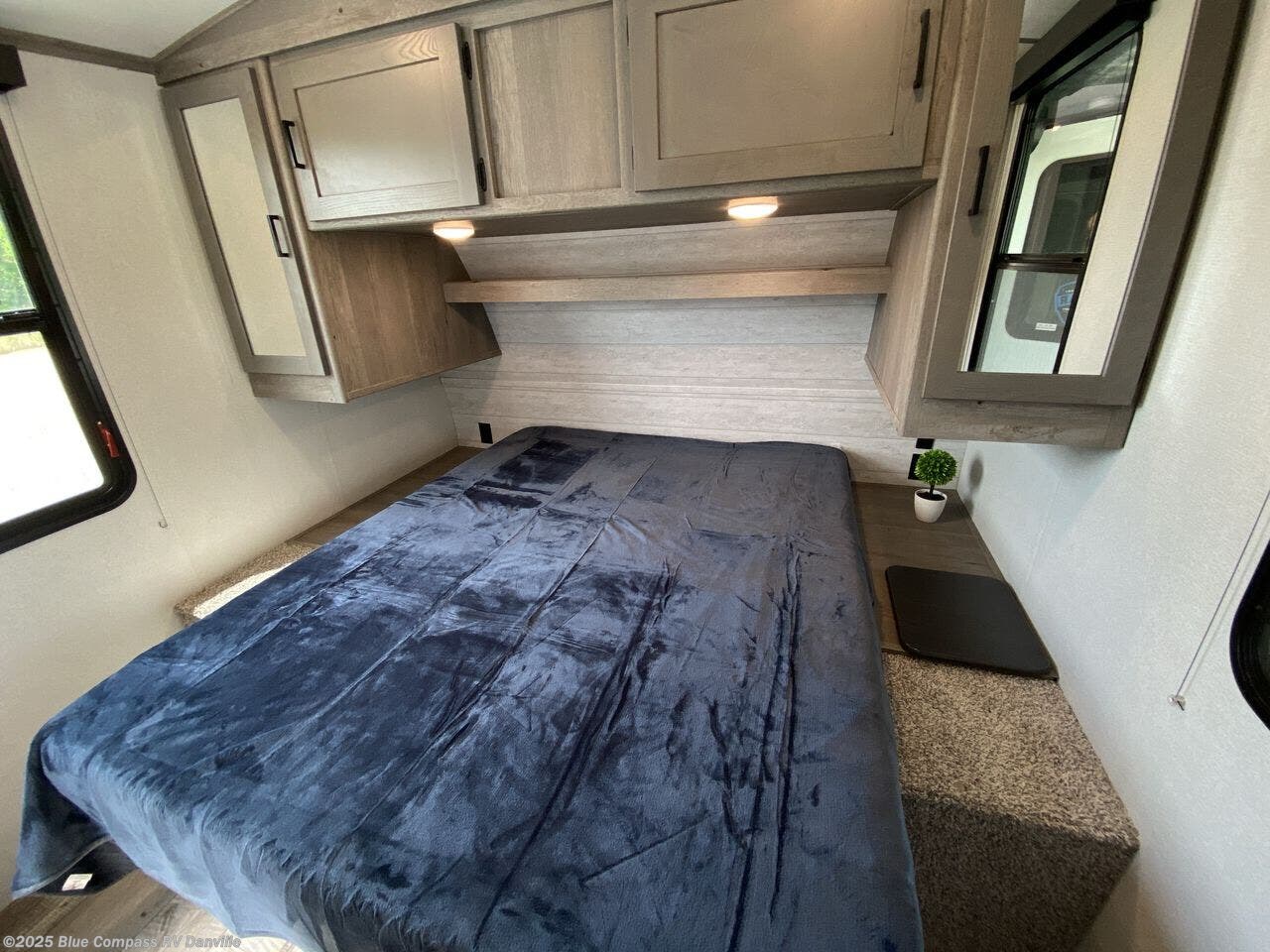 Used 2021 Keystone Outback Ultra-Lite Ultra-Lite 260UML available in Ringgold, Virginia