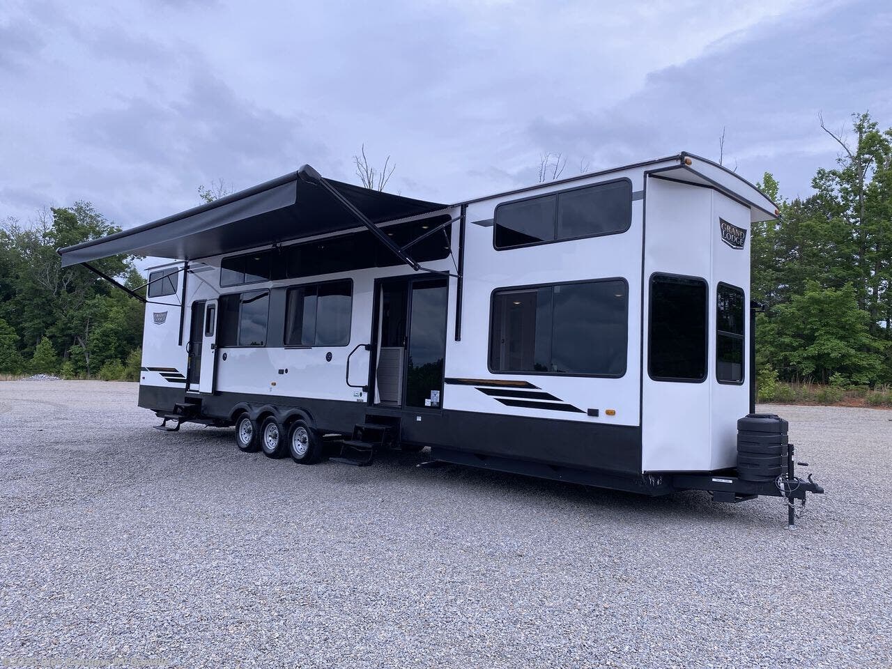 Email now about this 2024 Forest River Wildwood Grand Lodge 44VIEW! New 2024 Forest River Wildwood Grand Lodge 44VIEW available in Ringgold, Virginia