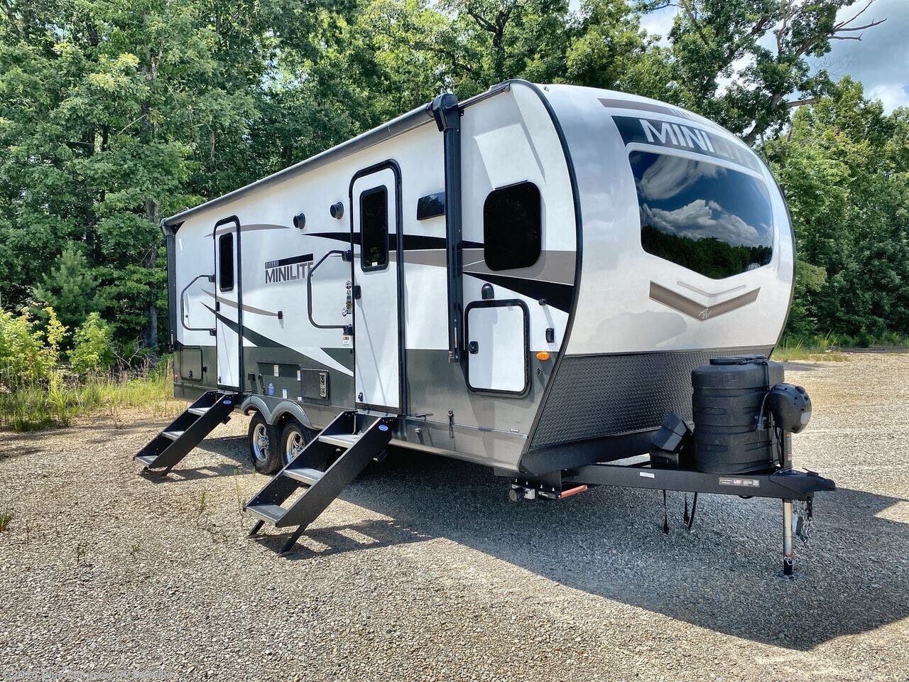 Contact us now about this 2026 Forest River Rockwood Mini Lite 2506FK! 2026 Rockwood Mini Lite 2506FK by Forest River from Blue Compass RV Danville in Ringgold, Virginia