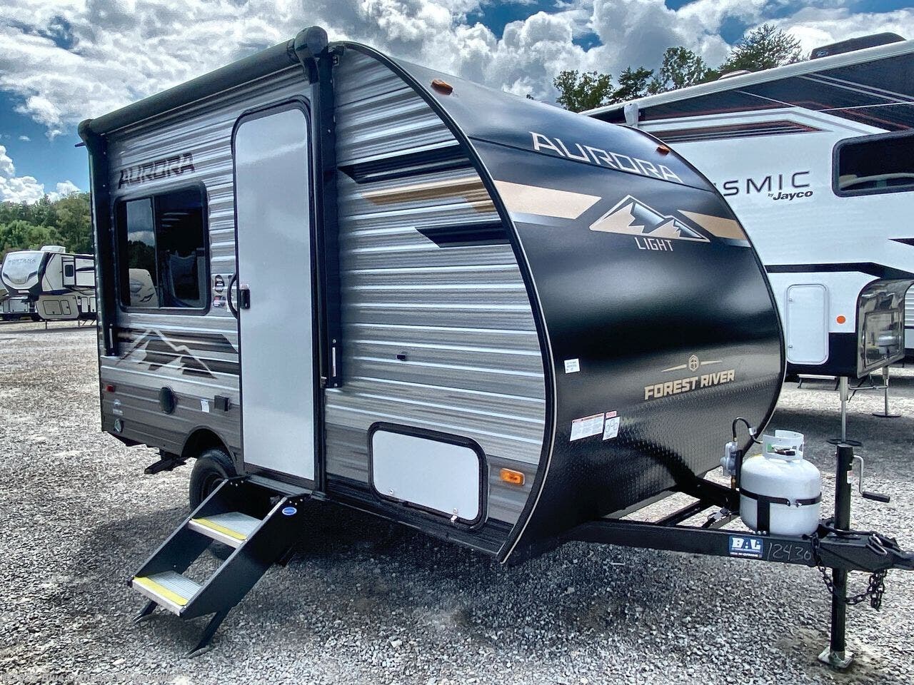 Contact us now about this 2026 Forest River Aurora Light 13RDX! 2026 Aurora Light 13RDX by Forest River from Blue Compass RV Danville in Ringgold, Virginia