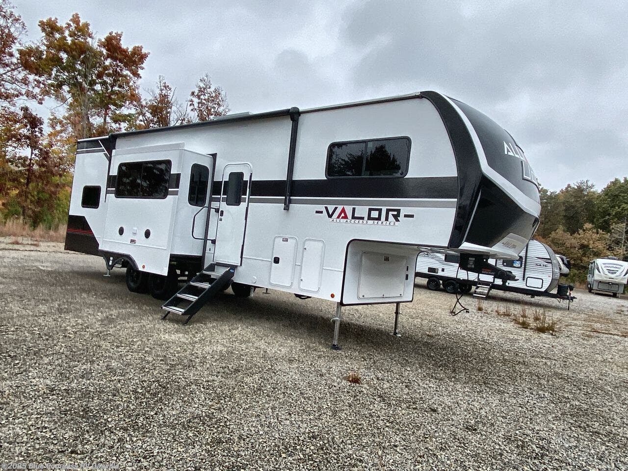 Contact us now about this 2026 Alliance RV Valor All-Access 32A10! 2026 Valor All-Access 32A10 by Alliance RV from Blue Compass RV Danville in Ringgold, Virginia