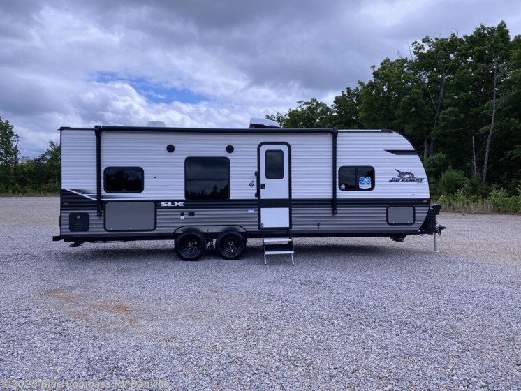 Email now about this 2024 Jayco Jay Flight SLX 260BH! Used 2024 Jayco Jay Flight SLX 260BH available in Ringgold, Virginia