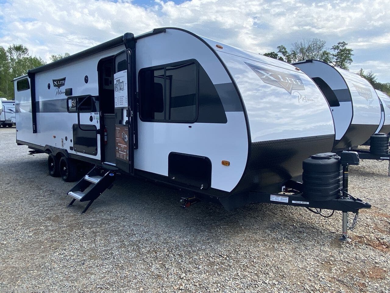 Email now about this 2024 Forest River Wildwood X-Lite 273qbxl! Used 2024 Forest River Wildwood X-Lite 273qbxl available in Ringgold, Virginia