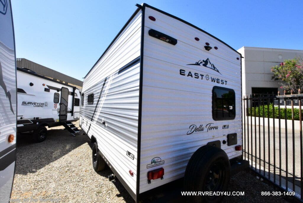 Call now about this 2025 East to West Della Terra LE 170BHSLE! 2025 East to West Della Terra LE 170BHSLE - New Travel Trailer For Sale by RV Ready in Lake Elsinore, California