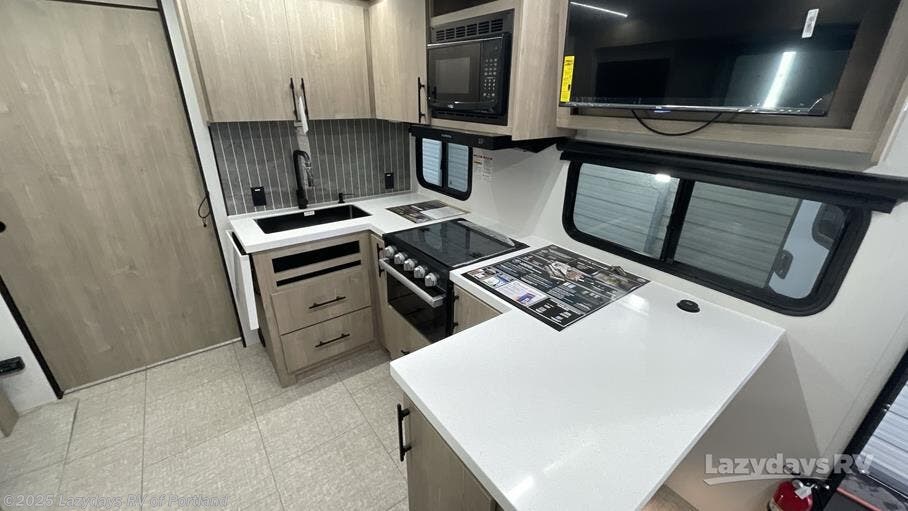 Contact us now about this 2025 Grand Design Imagine 2470BH! 2025 Imagine 2470BH by Grand Design from Lazydays RV of Portland in Portland, Oregon
