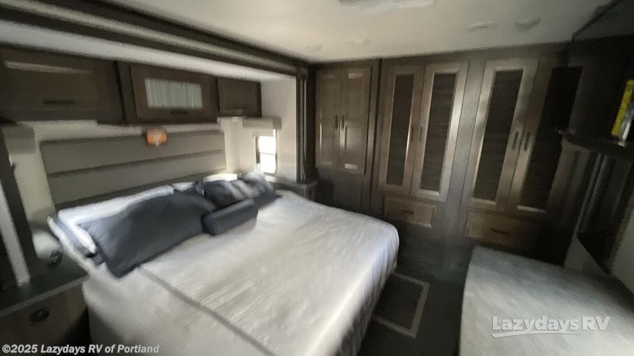 New 2023 Coachmen Sportscoach SRS 376ES available in Portland, Oregon
