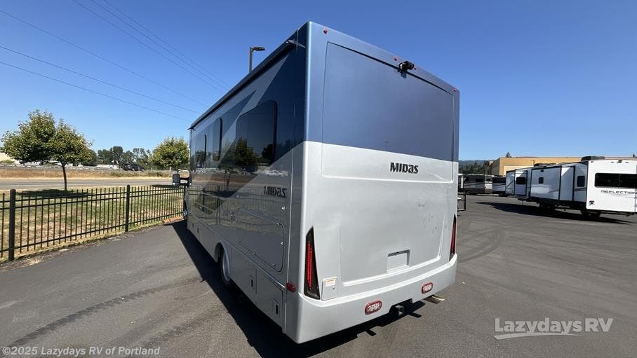 New 2025 Tiffin Midas 24 BT available in Portland, Oregon