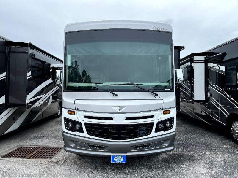 Contact us now about this 2023 Fleetwood Bounder 33C! 2023 Bounder 33C by Fleetwood from Gerzeny's RV World of Nokomis in Nokomis, Florida