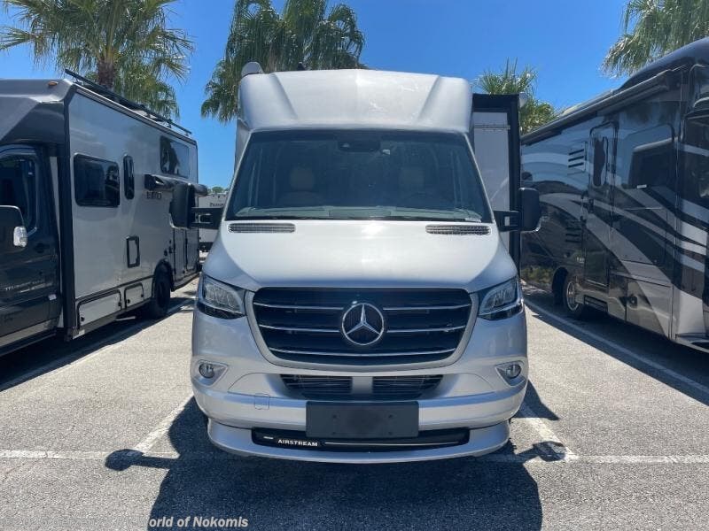 Contact us now about this 2022 Airstream Atlas TOMMY BAHAMA! 2022 Atlas TOMMY BAHAMA by Airstream from Gerzeny's RV World of Nokomis in Nokomis, Florida