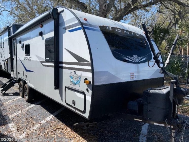 Used 2022 Venture RV Sonic SN231VRL available in Lakeland, Florida