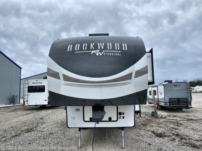 New 2024 Forest River Rockwood Signature 282RD available in Gassville, Arkansas