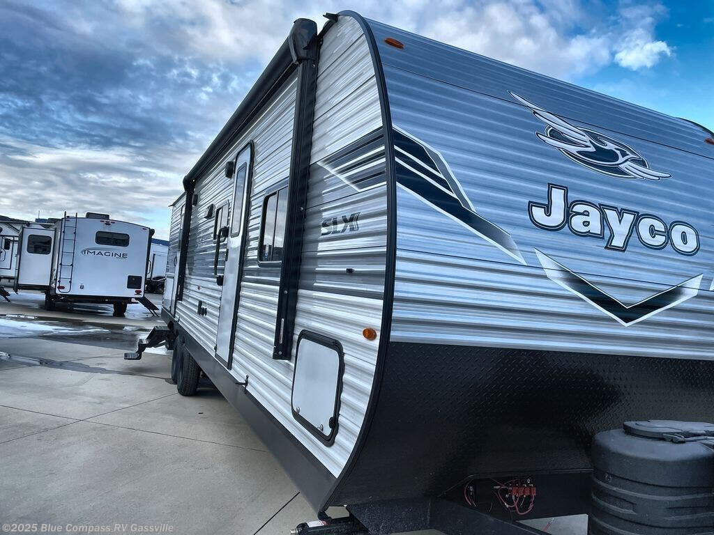 Email now about this 2025 Jayco Jay Flight SLX 321BDS! New 2025 Jayco Jay Flight SLX 321BDS available in Gassville, Arkansas