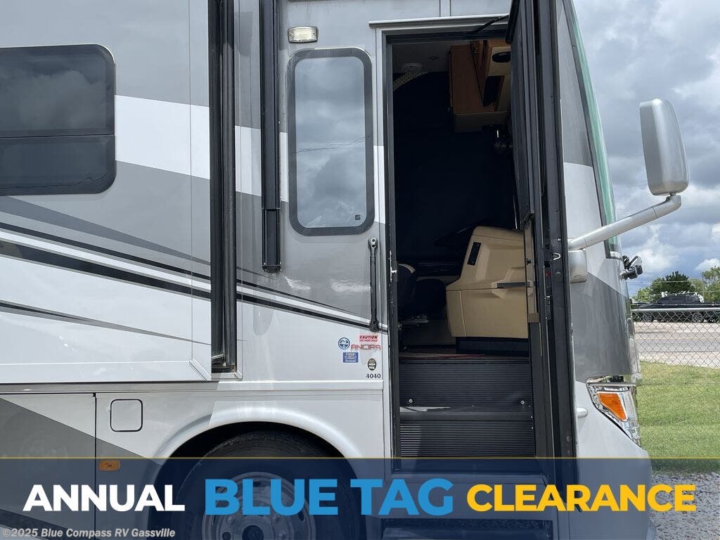 Email now about this 2016 Newmar Ventana LE 4040! Used 2016 Newmar Ventana LE 4040 available in Gassville, Arkansas