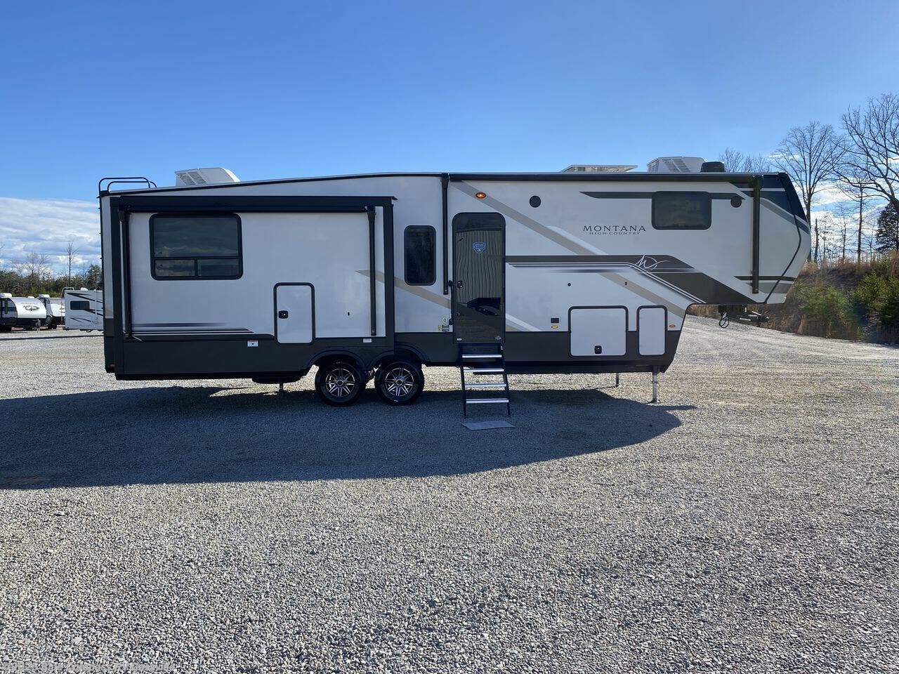 Contact us now about this 2026 Keystone Montana High Country 311RD! 2026 Montana High Country 311RD by Keystone from Blue Compass RV Gassville in Gassville, Arkansas