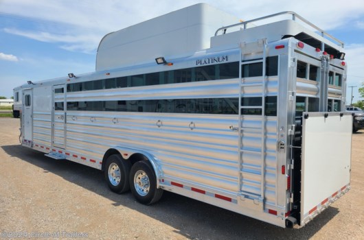 7 Head Livestock Trailer - 2024 Platinum Coach 32' Haul 4, 5, 6, 7...BOX STALLS!! available New in Kaufman, TX