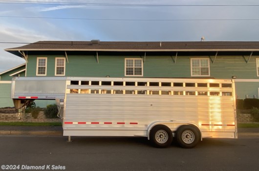 Livestock Trailer - 2023 EBY Maverick 6'11" X 20' X 6'6" available New in Halsey, OR