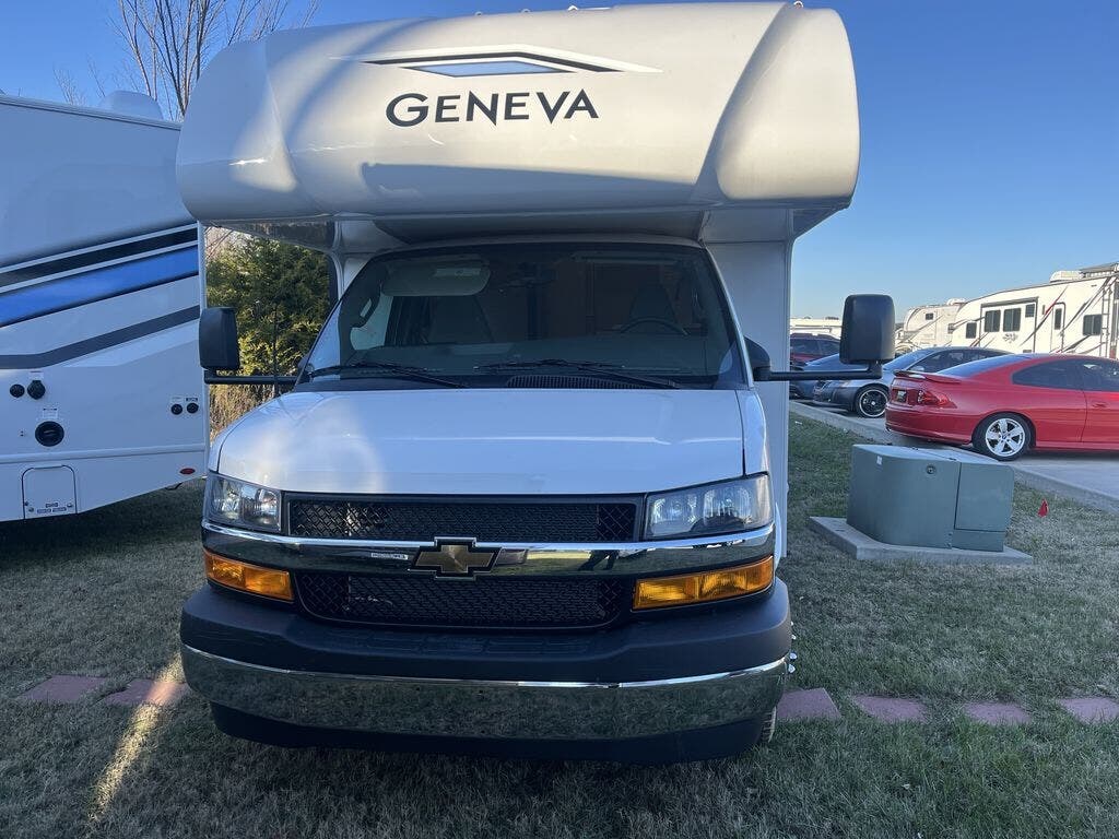 New 2026 Thor Motor Coach Geneva 25VZ Chevy available in Strafford, Missouri