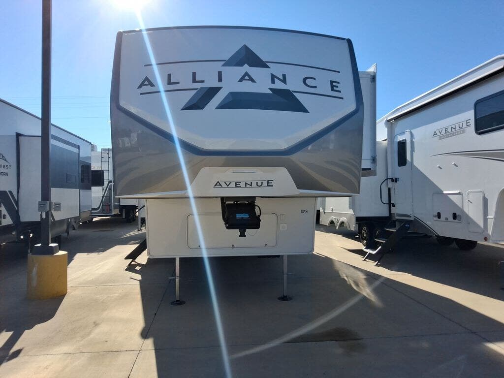 New 2026 Alliance RV Avenue 35RKS available in Strafford, Missouri