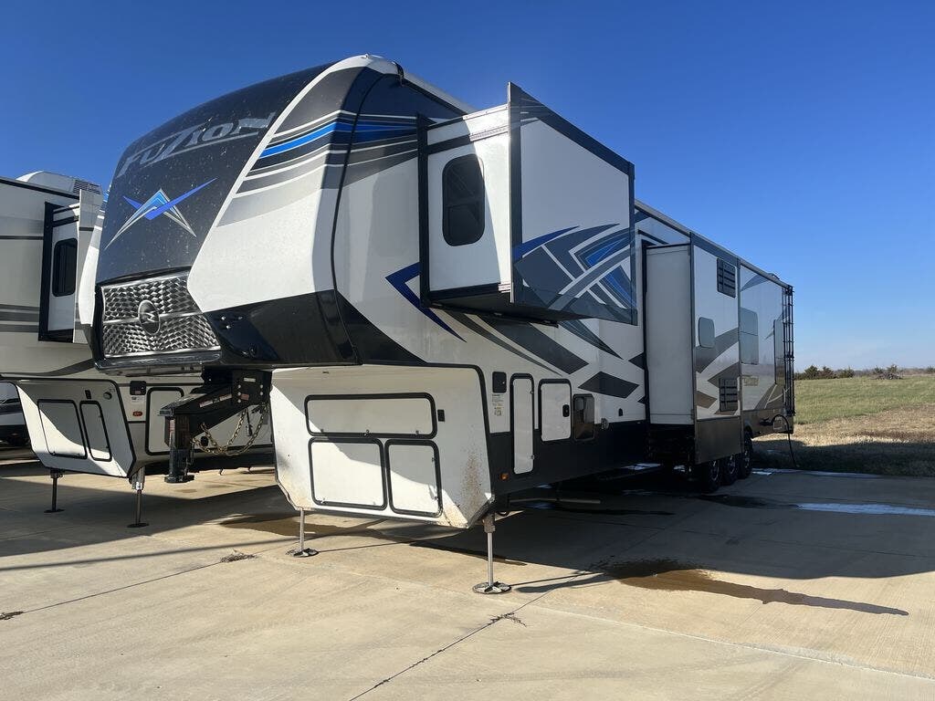 Used 2021 Keystone Fuzion 419 available in Strafford, Missouri