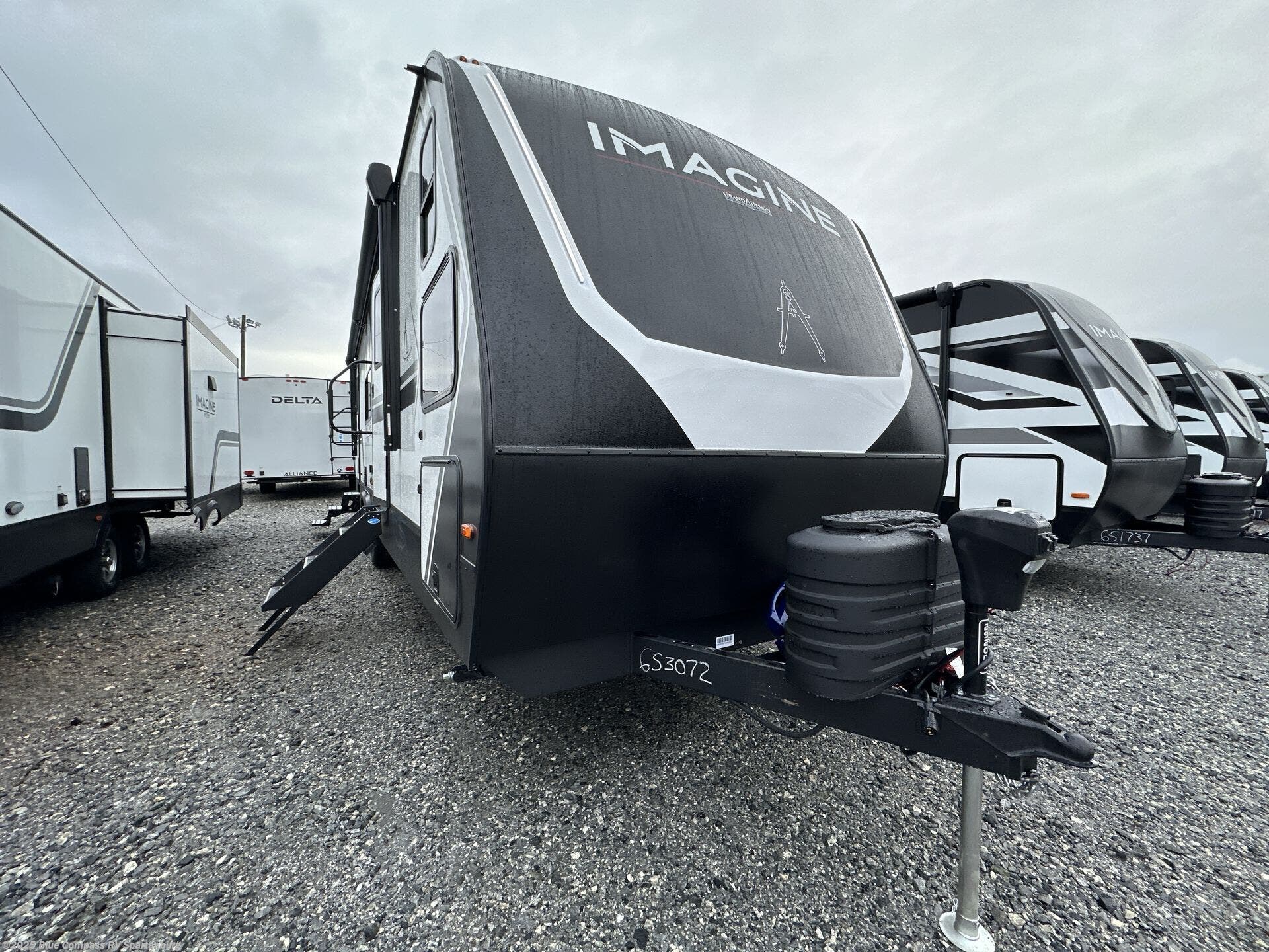 Contact us now about this 2025 Grand Design Imagine 2920BS! 2025 Imagine 2920BS by Grand Design from Blue Compass RV Spartanburg in Duncan, South Carolina