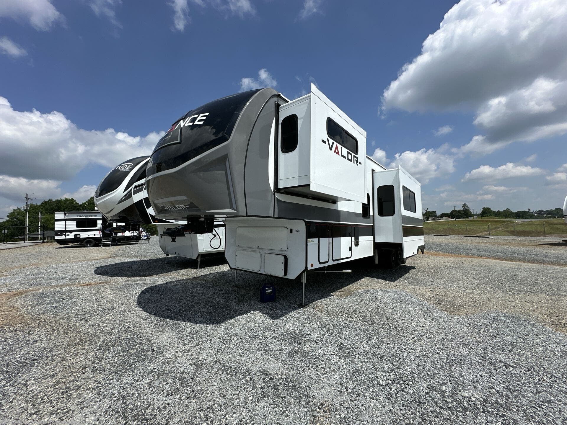 Contact us now about this 2025 Alliance RV Valor 40V13! 2025 Valor 40V13 by Alliance RV from Blue Compass RV Spartanburg in Duncan, South Carolina