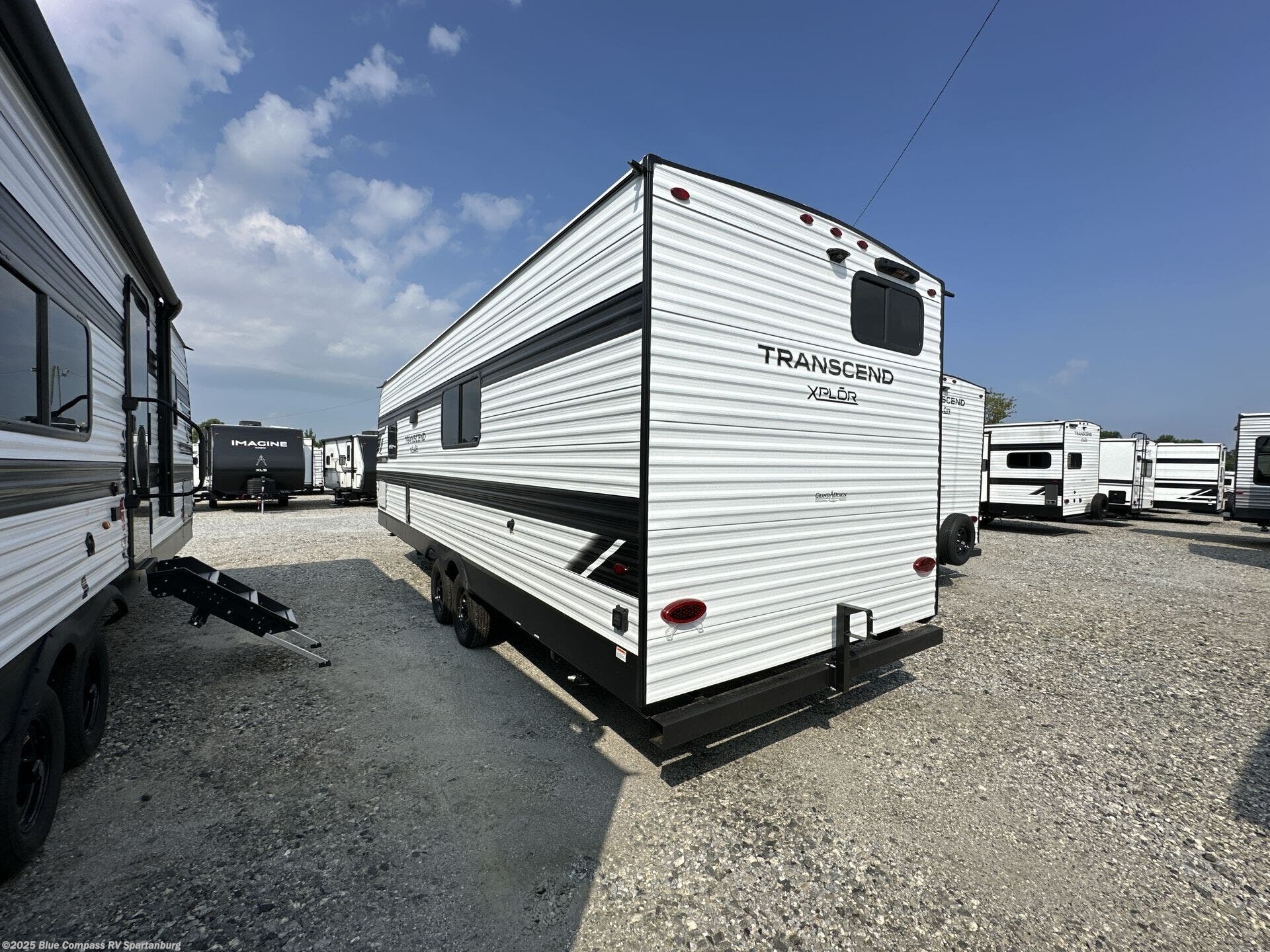 New 2025 Grand Design Transcend Xplor 24BHX available in Duncan, South Carolina