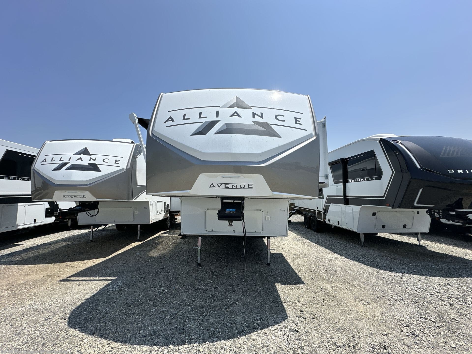 Contact us now about this 2026 Alliance RV Avenue 32RLS! 2026 Avenue 32RLS by Alliance RV from Blue Compass RV Spartanburg in Duncan, South Carolina