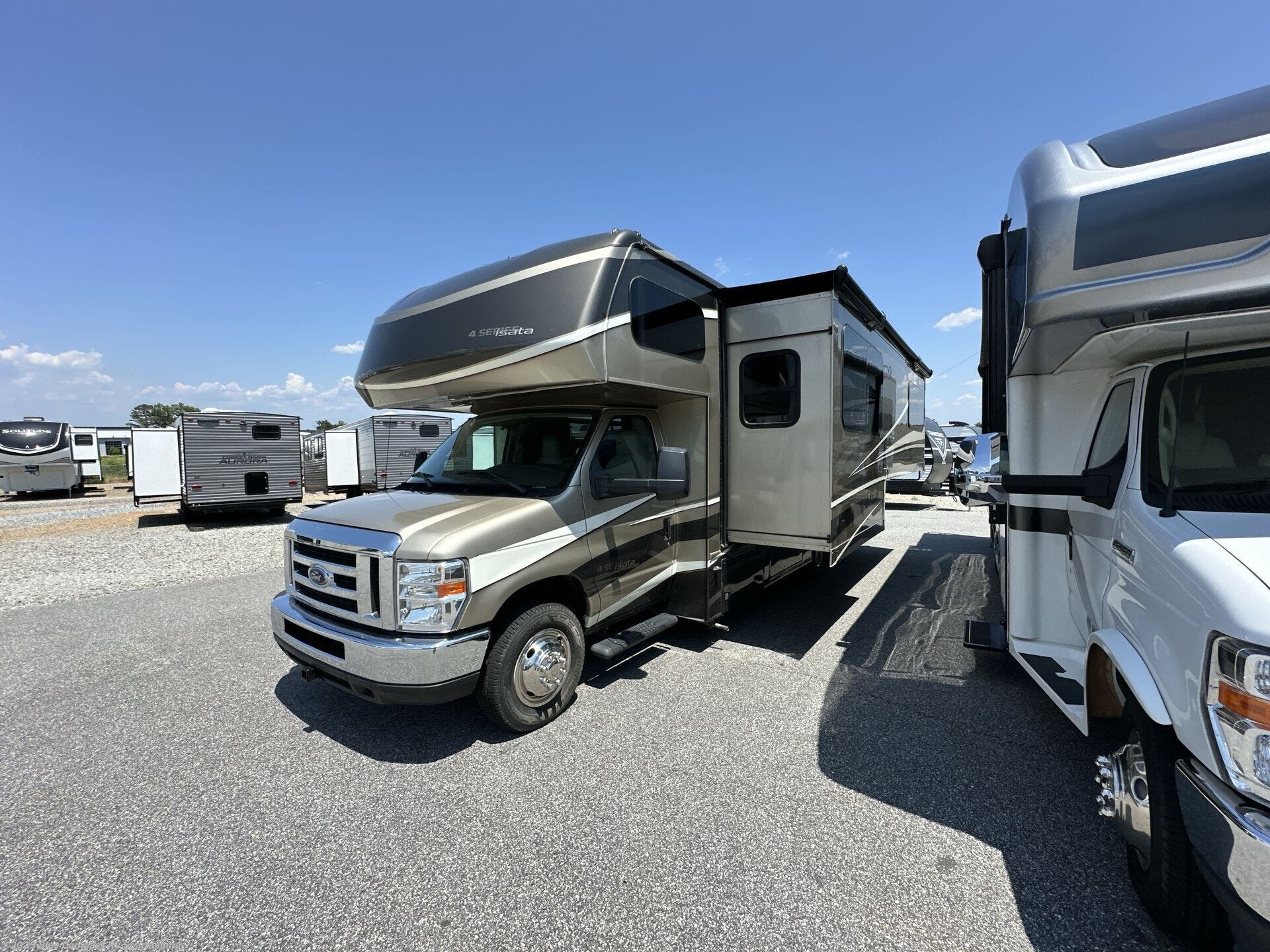 Used 2018 Dynamax Corp isata 4 25FW available in Duncan, South Carolina