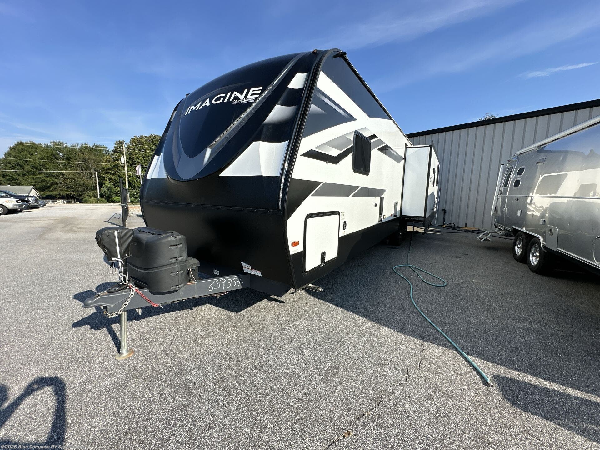 Used 2022 Grand Design Imagine 3100RD available in Duncan, South Carolina