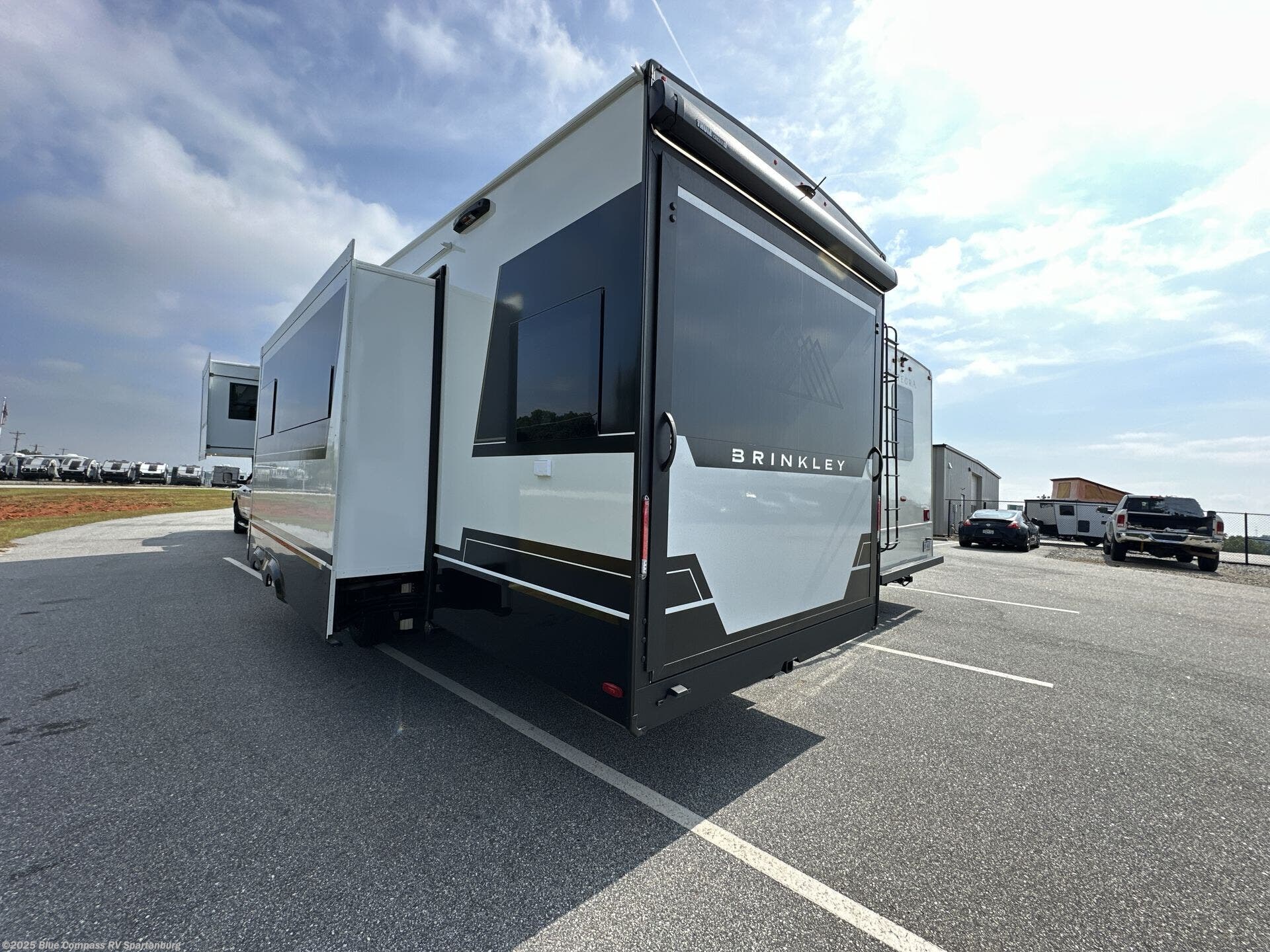 Contact us now about this 2026 Brinkley RV Model Z 3420! 2026 Model Z 3420 by Brinkley RV from Blue Compass RV Spartanburg in Duncan, South Carolina